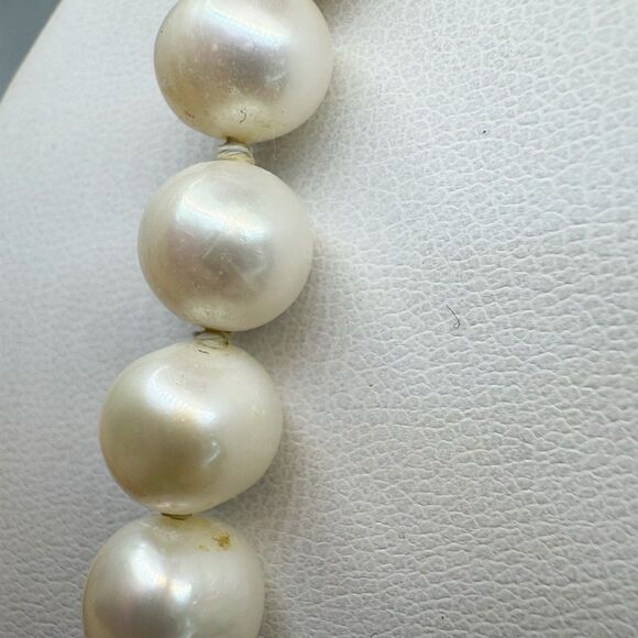 Freshwater Pearl Necklace 17” Classic Minimalist Classy Bridal Wedding - Picture 7 of 9